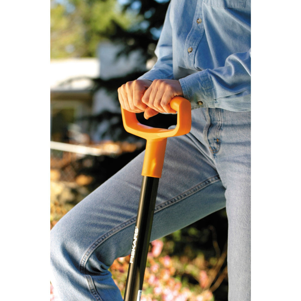 Fiskars Steel D-Handle Digging Shovel