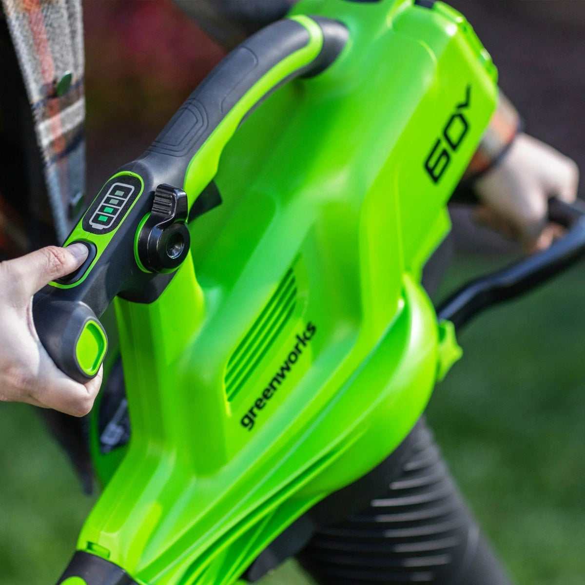 Greenworks 60V 520 CFM/240 MPH Blower Vacuum with 4Ah Battery