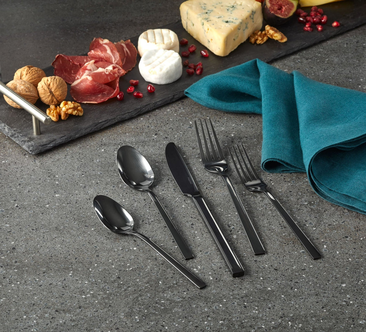 PADERNO Belvedere Stainless Steel Flatware Set, Serves 4, 20-pc, Black