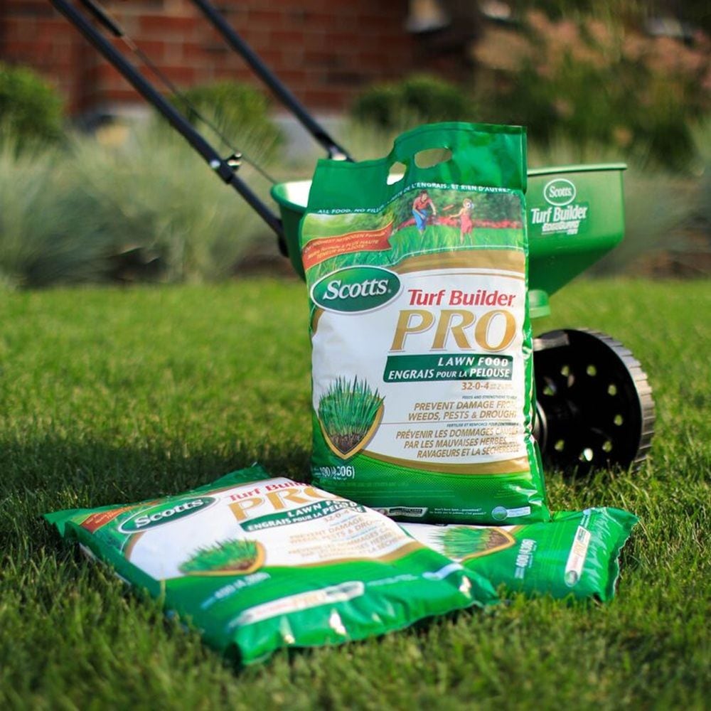 Scotts Turf Builder PRO Lawn Fertilizer, 800-m2