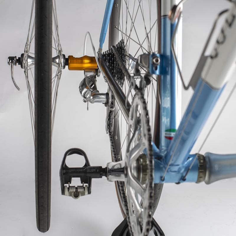 SeaSucker Hogg Front Wheel Holder with Anti-Rotation Strap, 2-pc