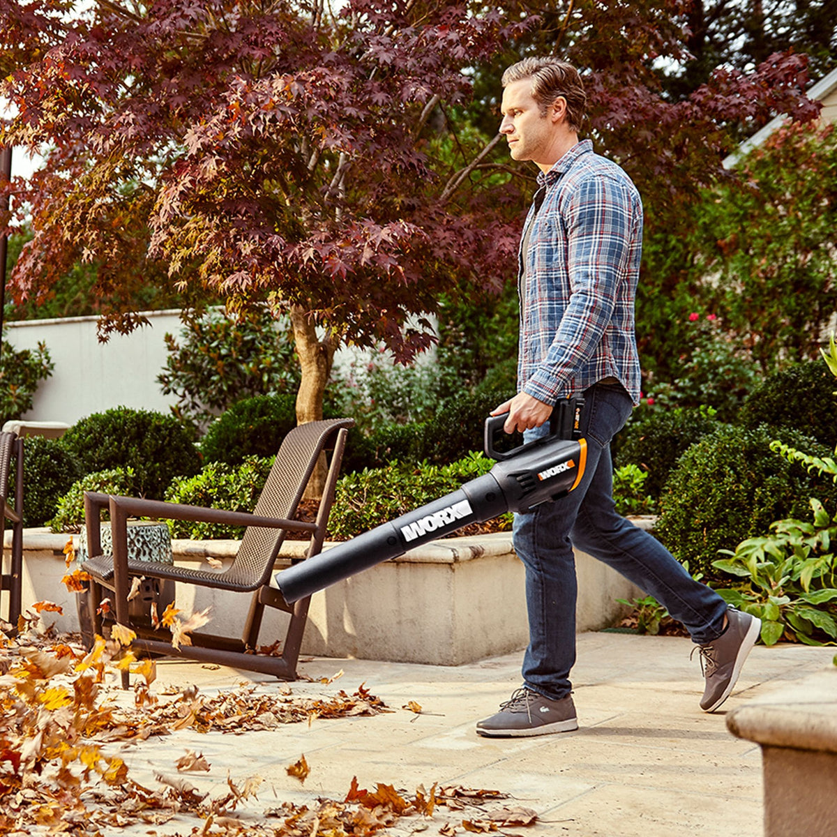 WORX WG929 20V Power Share Cordless Grass Trimmer & Leaf Blower Combo Kit