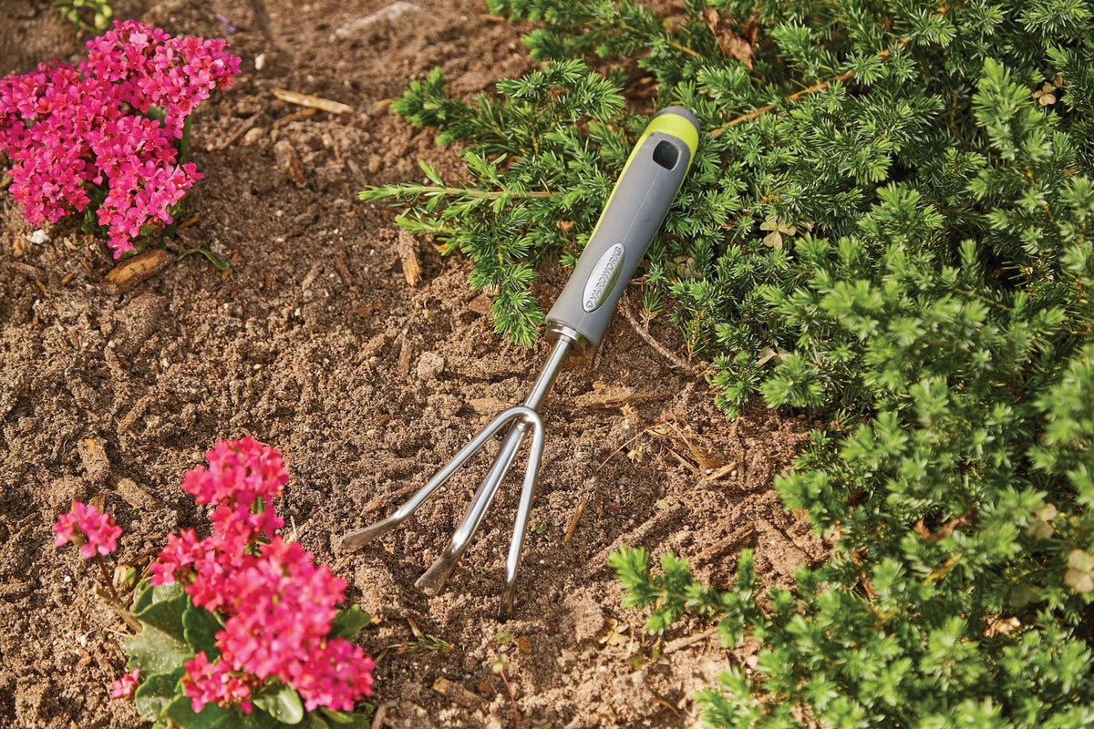 Yardworks 11-in Stainless-Steel Hand Cultivator with Rubber Handle