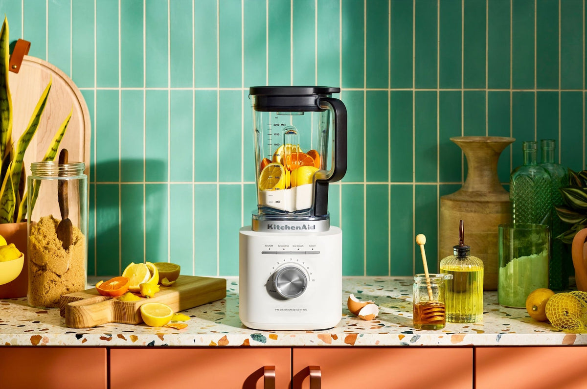KitchenAid 10-Speed Porcelain Pure Power Blender with Control Knob