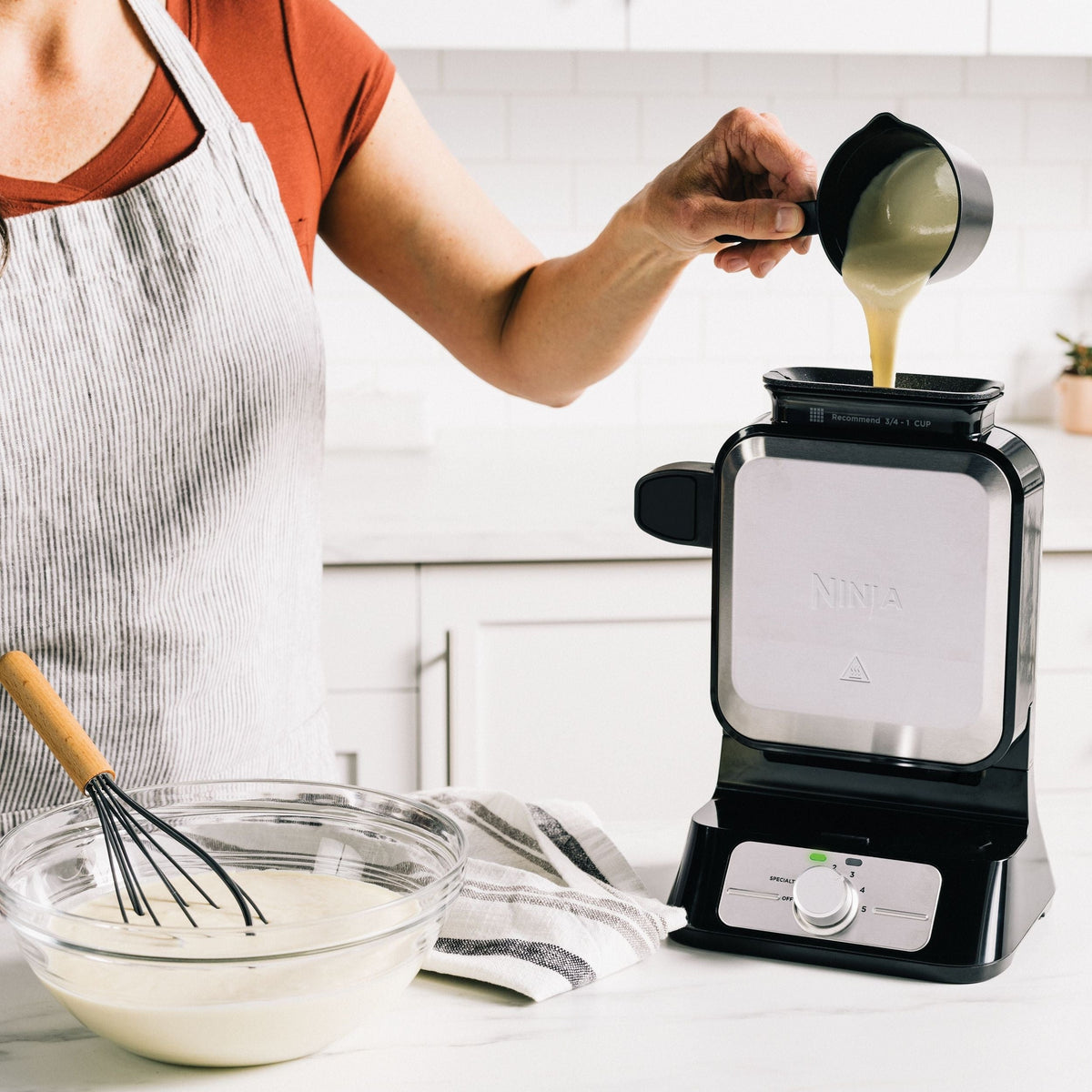 Ninja Neverstick 5-Shade Setting Waffle Maker