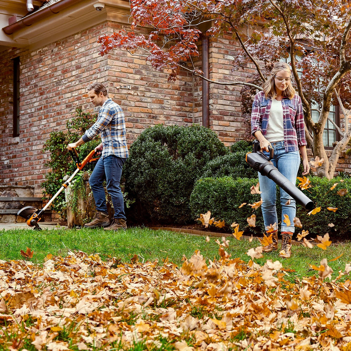 WORX WG929 20V Power Share Cordless Grass Trimmer & Leaf Blower Combo Kit